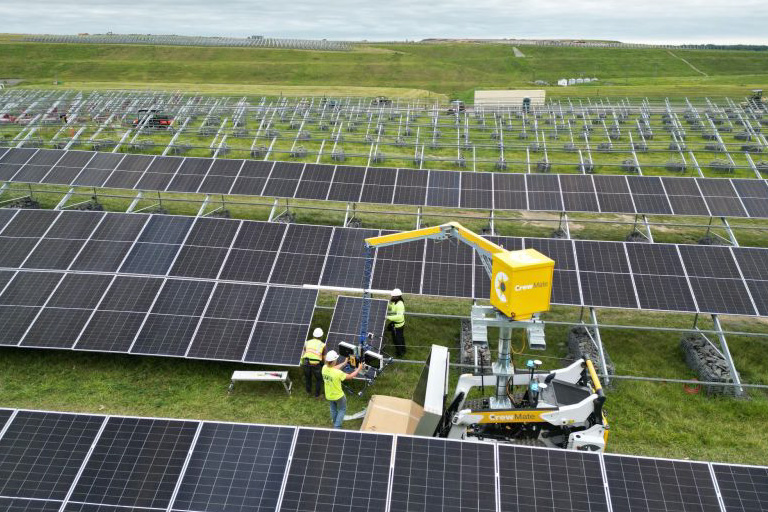 CrewMate Semi-autonomous Vehicle Completes Field Trial Helping Solar Field Workers Install PV Panels